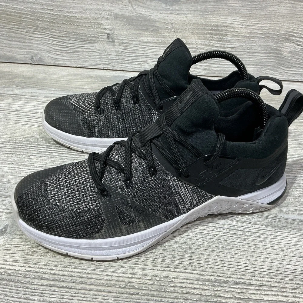 Nike Metcon Flyknit 3 CrossFit Cross Training Shoes AR5623-001 Women's Size 9.5